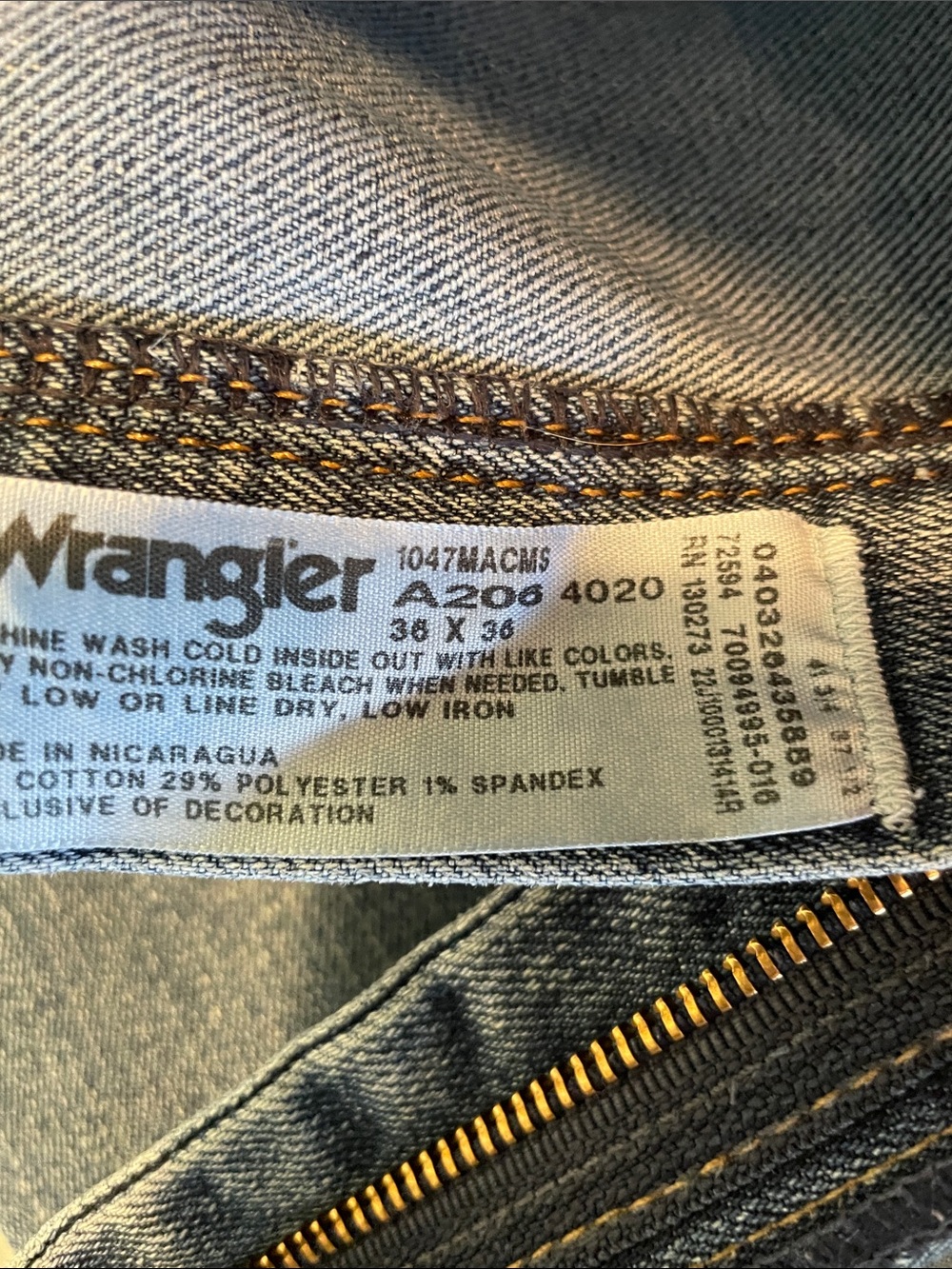 Men’s Wrangler A206 - Picture 5 of 5